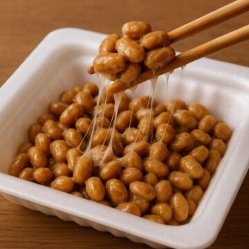 20250526_1111_Natto Delight_simple_compose_01jw55nn86es1vc040zwjznwca